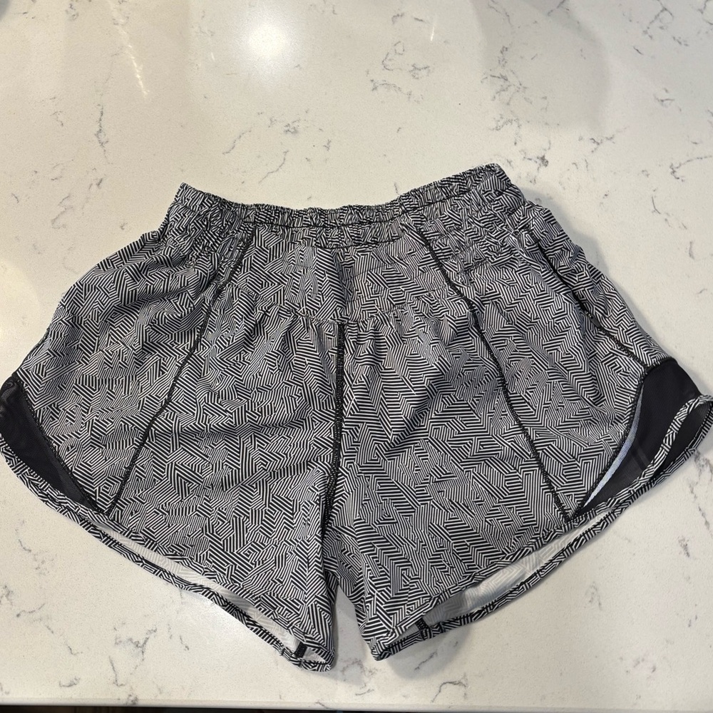 Lululemon Hotty Hots - SeaWheeze